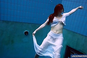 Amazing Victorian underwatershow by Marketa