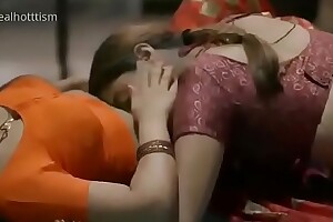 Hot women in saree kissing