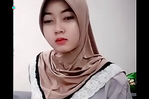 Live Operate Hijab Cantik Toge Bening xxx  porn flick thishd