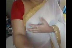 Desi mallu aunty at one's wits' end nipple myself accoutrement 2