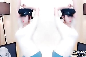 Elegant Chinese girls webcam compilation (non nude)